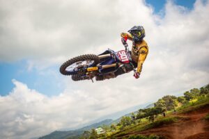 Baja en la categoría MX1