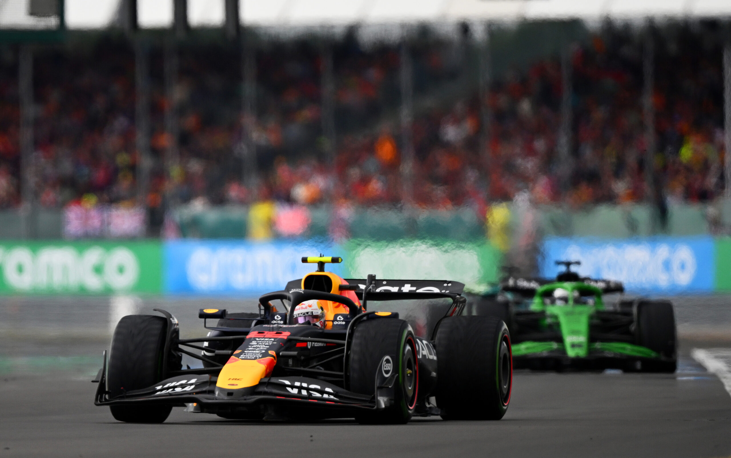 Verstappen y Hulkenberg: una conexión inesperada en Silverstone que lleva el podio al próximo nivel