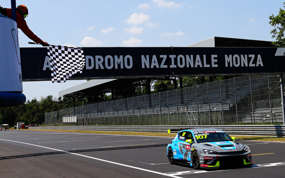 Aurélien Comte y CUPRA celebran histórica victoria en el TCR World Tour en Monza