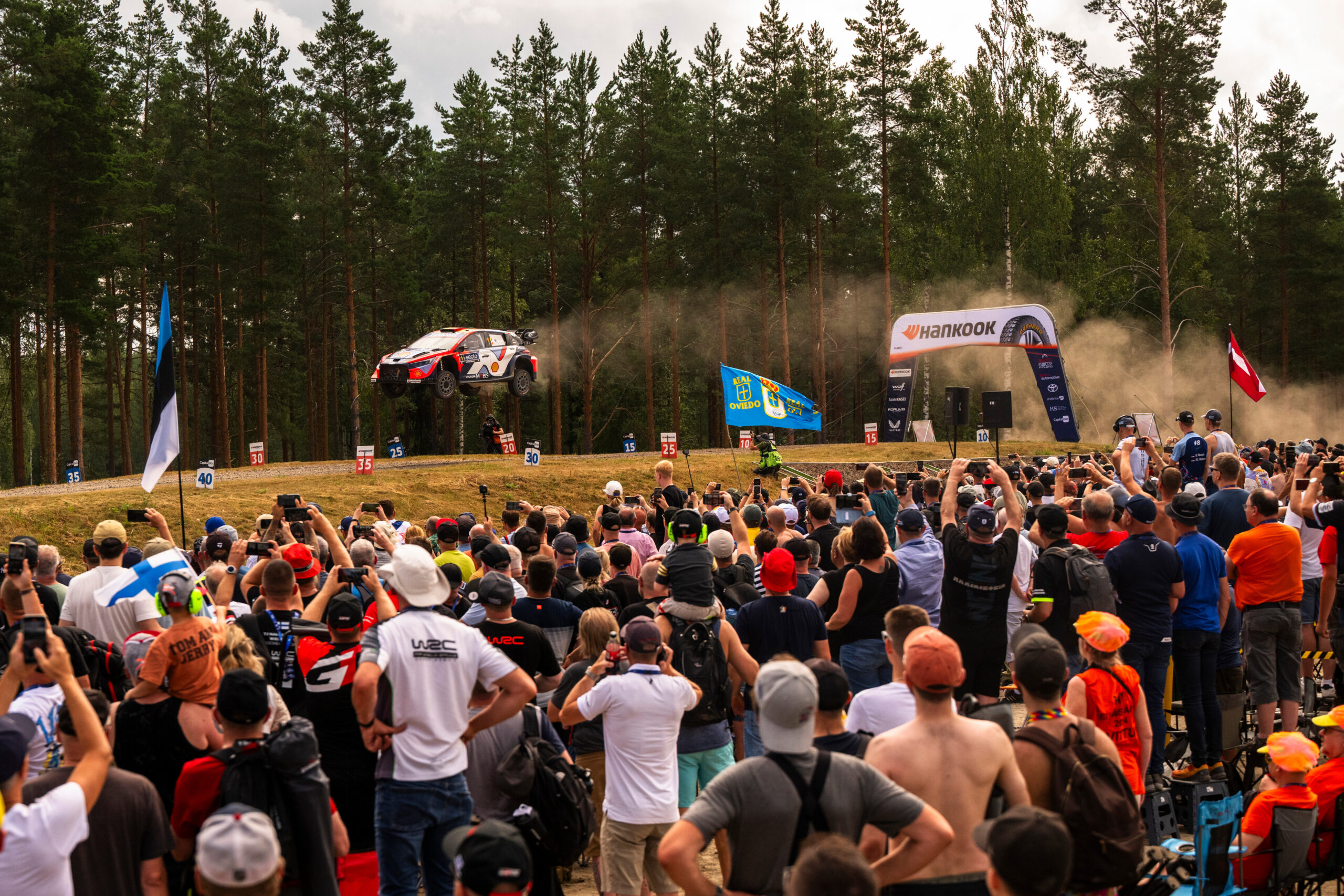 WRC 2025 — Análisis del Campeonato tras la Ronda 9: Empate ajustado en la cima y Toyota domina la escena