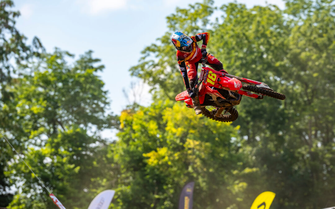 AMA Pro Motocross 2025 – Ronda 9 (Crawfordsville): Lawrence afianza su reinado y Deegan domina la categoría 250