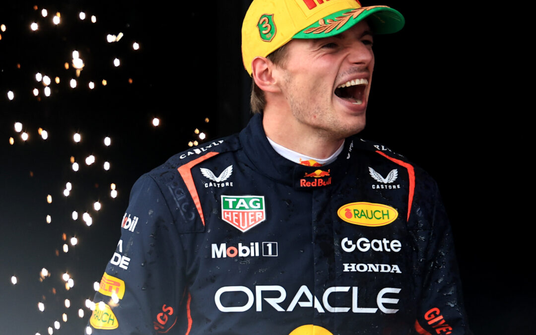 Verstappen remonta desde el pit‑lane y sube al podio en Brasil