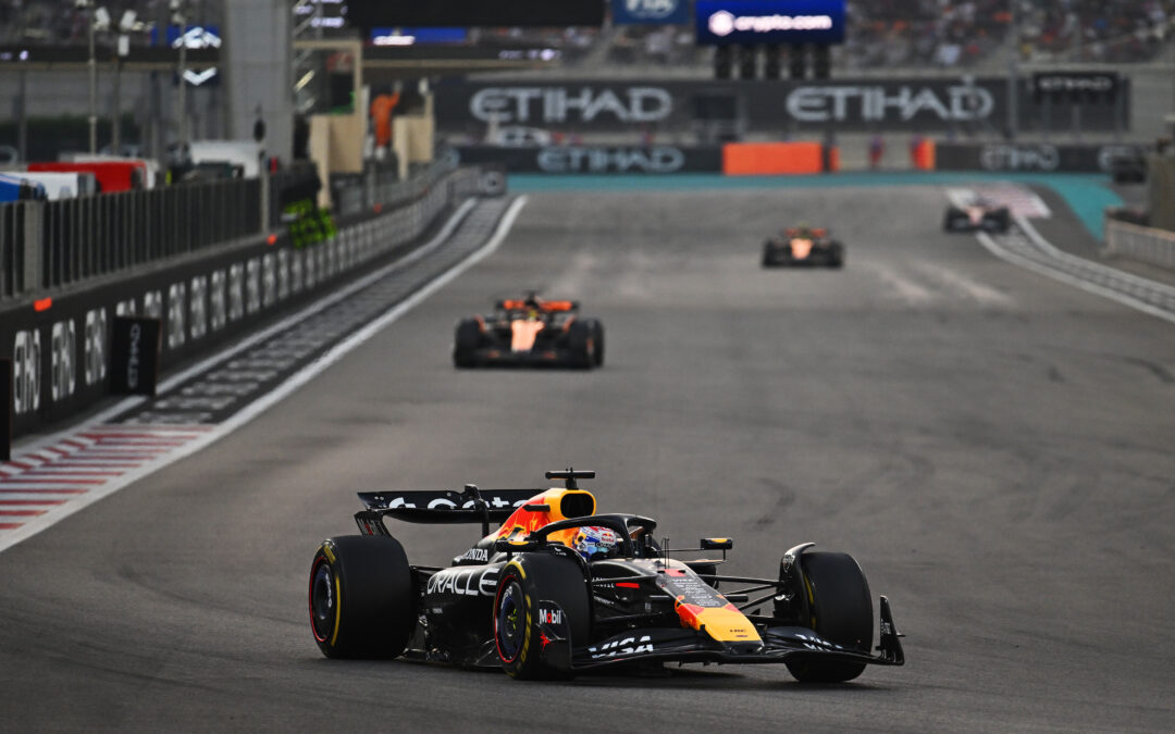 Mega pole de Max Verstappen en Abu Dhabi: señales de guerra antes de la carrera final
