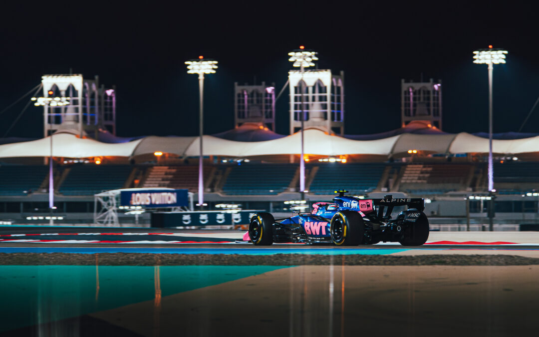 Franco Colapinto completa 144 vueltas y cierra una semana sólida en Bahrain