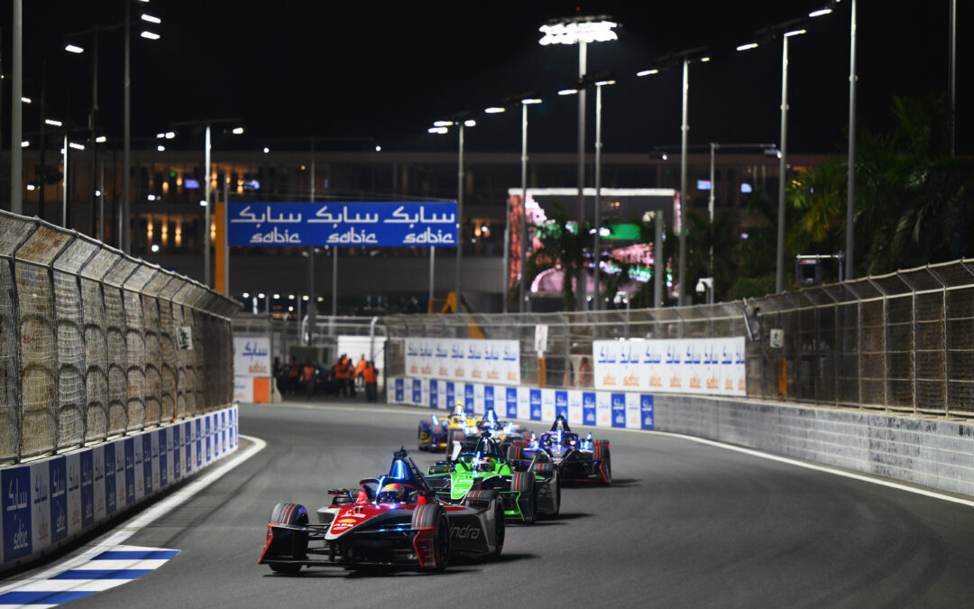 Jeddah se enciende con adrenalina eléctrica